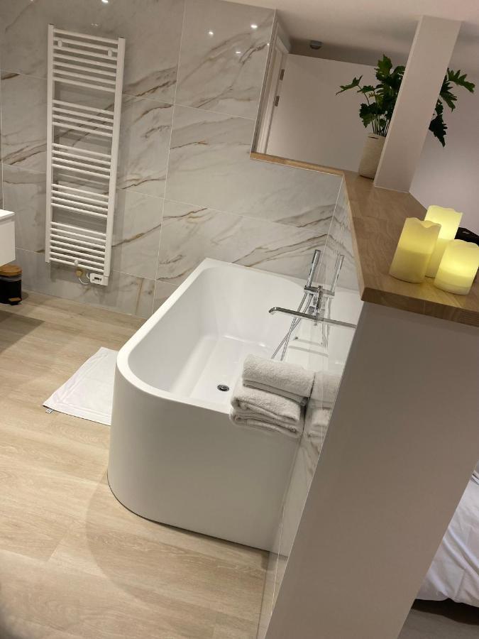 Chambres D'Hotes Eucalyptus Et Glycine Genval Ngoại thất bức ảnh